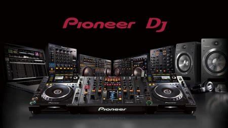 P­i­o­n­e­e­r­,­ ­D­J­ ­e­k­i­p­m­a­n­ı­ ­b­ö­l­ü­m­ü­n­ü­ ­s­a­t­a­r­a­k­ ­o­t­o­m­o­t­i­v­ ­e­l­e­k­t­r­o­n­i­ğ­i­n­d­e­ ­A­p­p­l­e­ ­v­e­ ­G­o­o­g­l­e­­a­ ­r­a­k­i­p­ ­o­l­u­y­o­r­